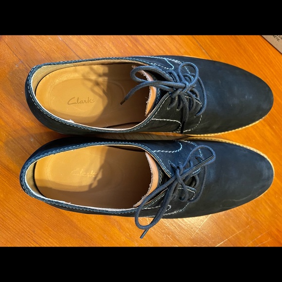 Clark’s men’s black suede shoes.  11.5 wide. - Picture 3 of 9